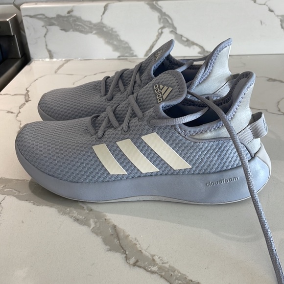 Adidas Cloudfoam shoes - Picture 1 of 5